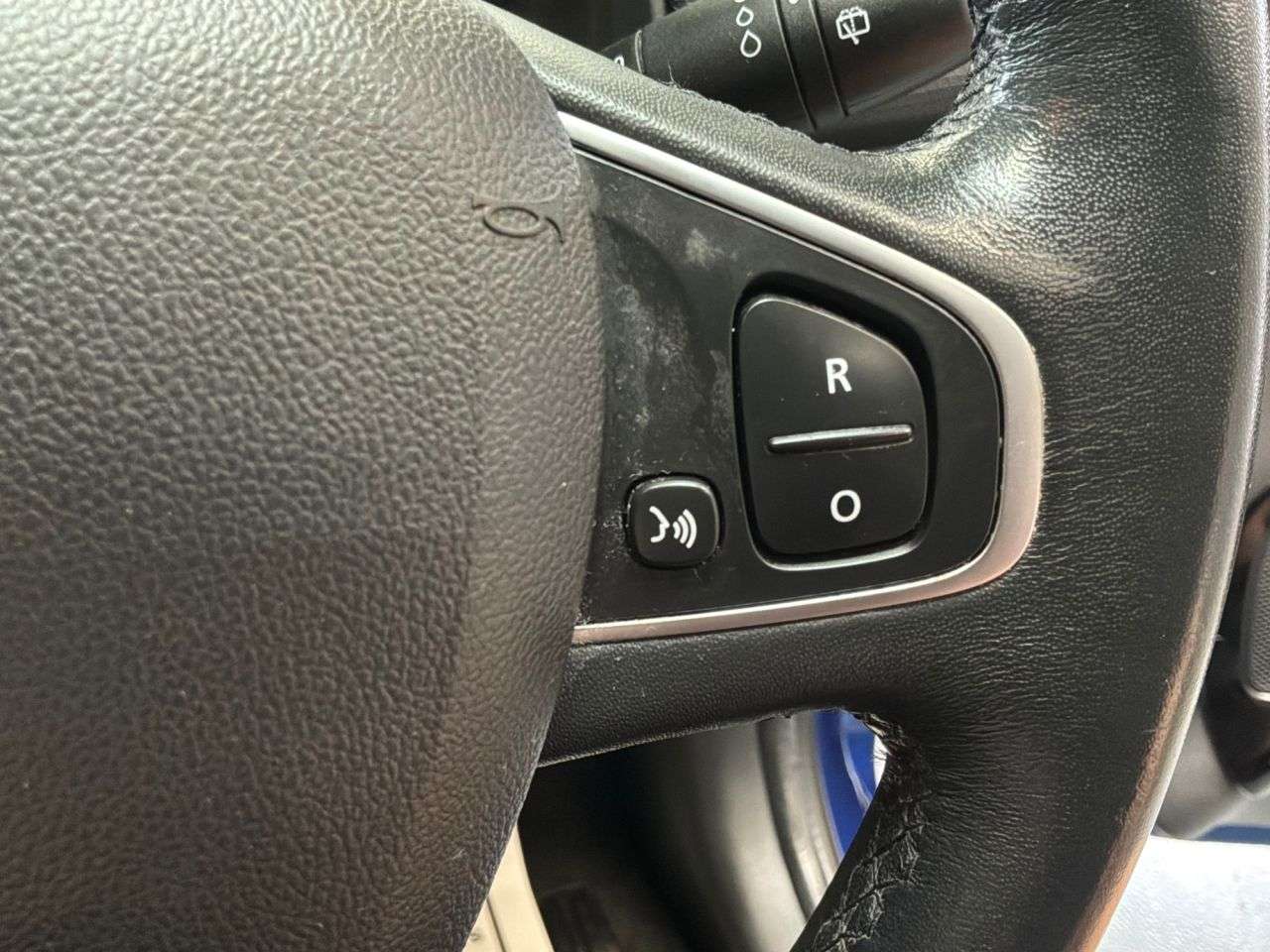2017 RENAULT CLIO 2017 RENAULT CLIO