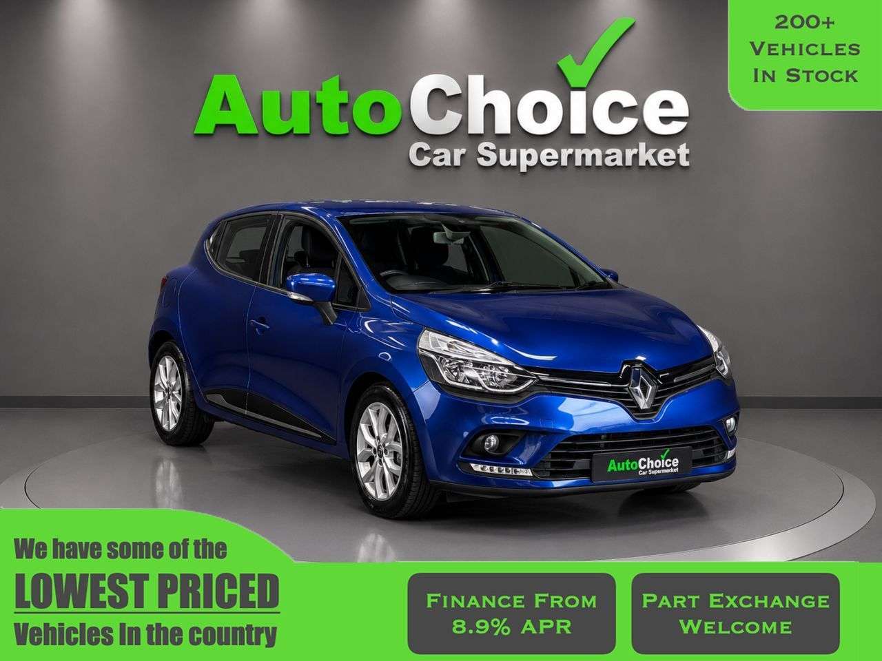 A 2017 RENAULT CLIO 1.2 16V Dynamique Nav Hatchback 5dr Petrol Manual Euro 6 (75 ps) in Blackbu A 2017 RENAULT CLIO 1.2 16V Dynamique Nav Hatchback 5dr Petrol Manual Euro 6 (75 ps) in Blackbu