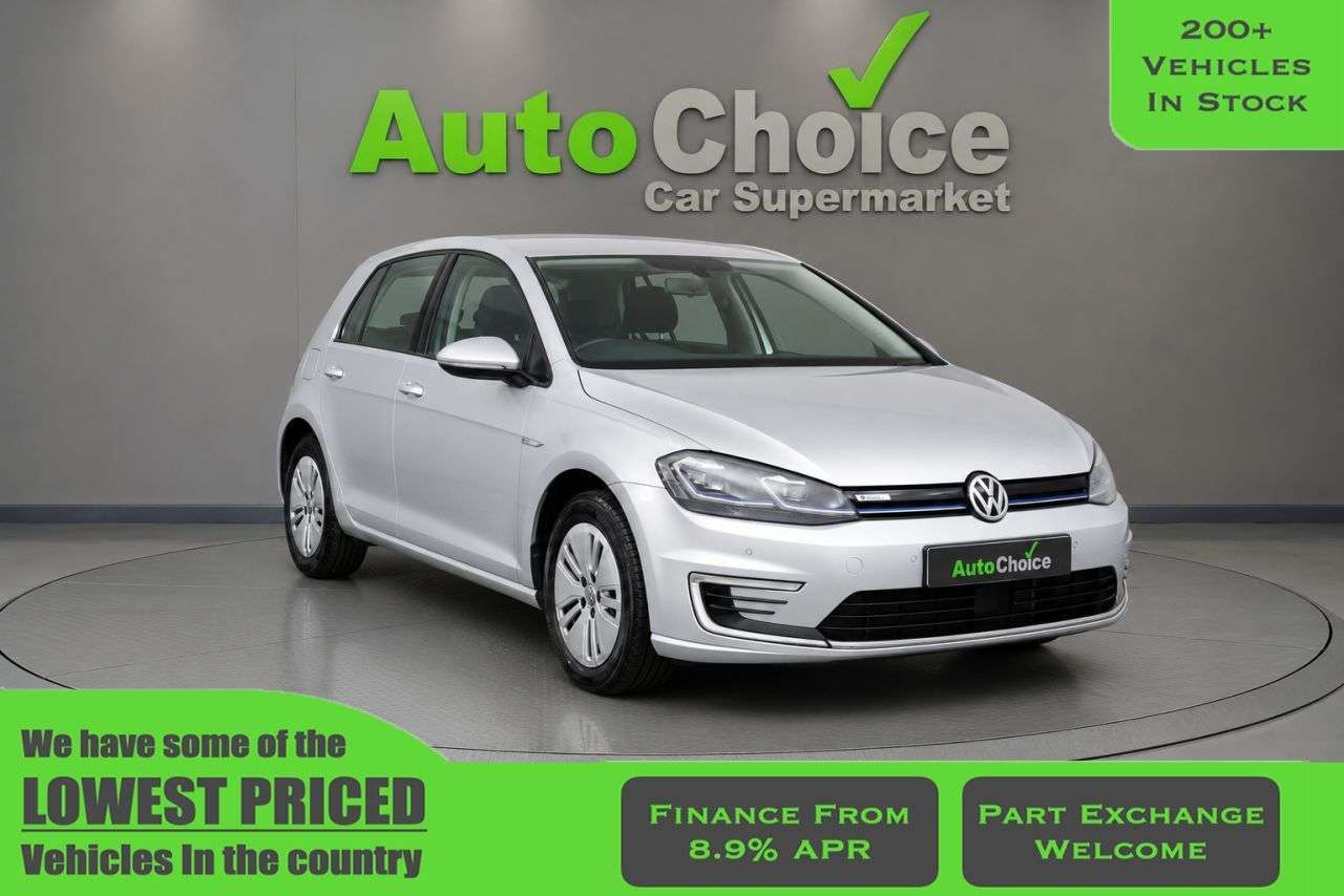 A 2019 VOLKSWAGEN E-GOLF 35.8kWh e-Golf Hatchback 5dr Electric Auto (136 ps) in Blackburn Finance Av A 2019 VOLKSWAGEN E-GOLF 35.8kWh e-Golf Hatchback 5dr Electric Auto (136 ps) in Blackburn Finance Av