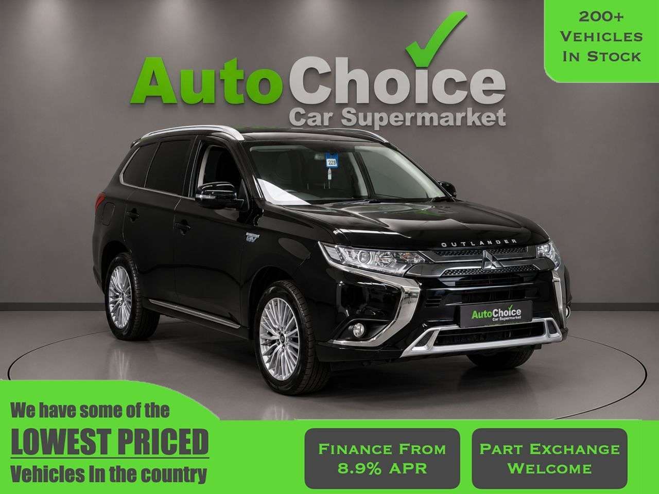 A 2020 MITSUBISHI OUTLANDER 2.4h TwinMotor 13.8kWh Design SUV 5dr Petrol Plug-in Hybrid CVT 4WD Euro 6 A 2020 MITSUBISHI OUTLANDER 2.4h TwinMotor 13.8kWh Design SUV 5dr Petrol Plug-in Hybrid CVT 4WD Euro 6