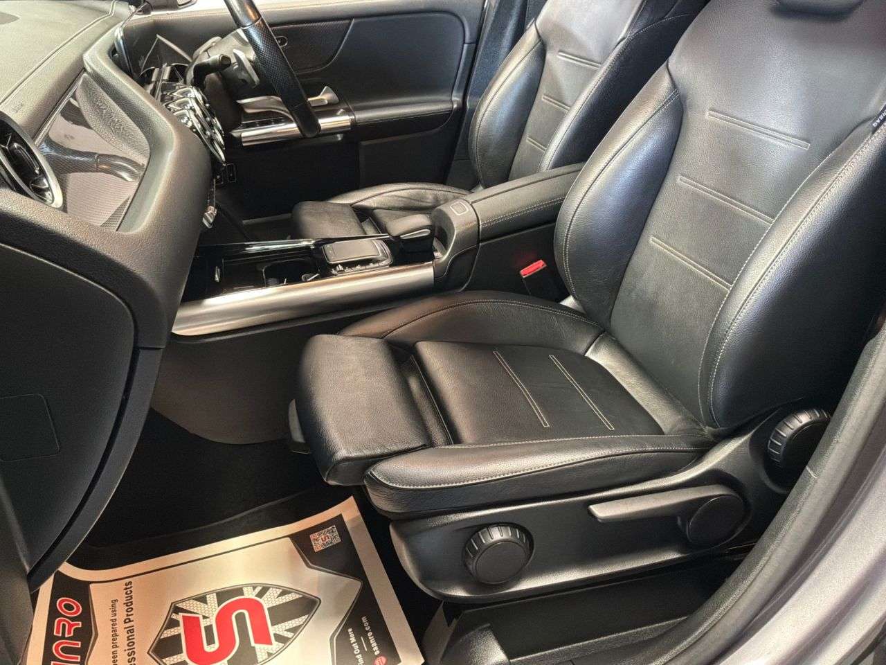 2021 MERCEDES-BENZ 180 2021 MERCEDES-BENZ 180
