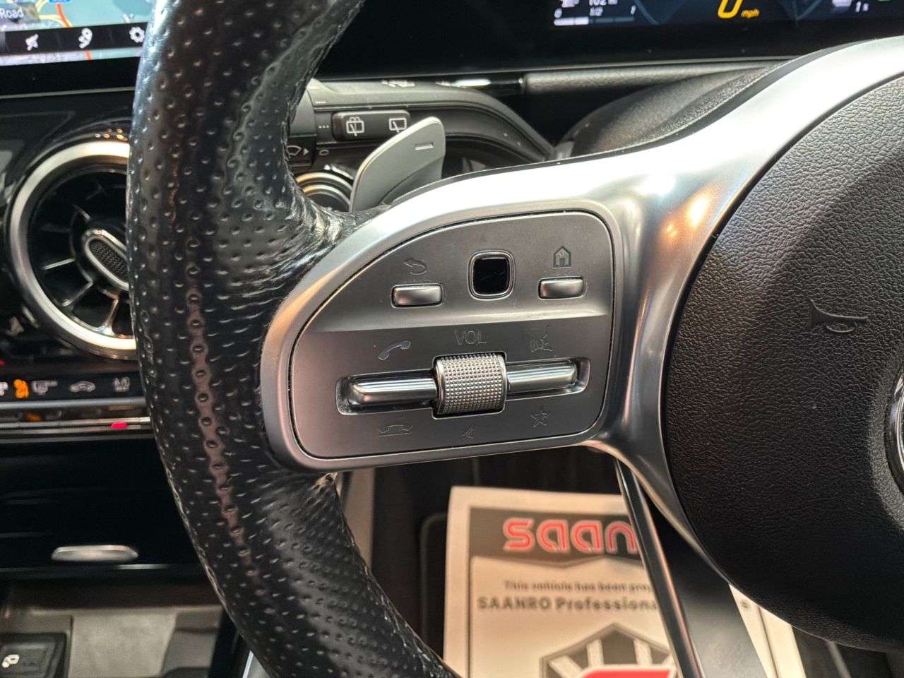2021 MERCEDES-BENZ 180 2021 MERCEDES-BENZ 180