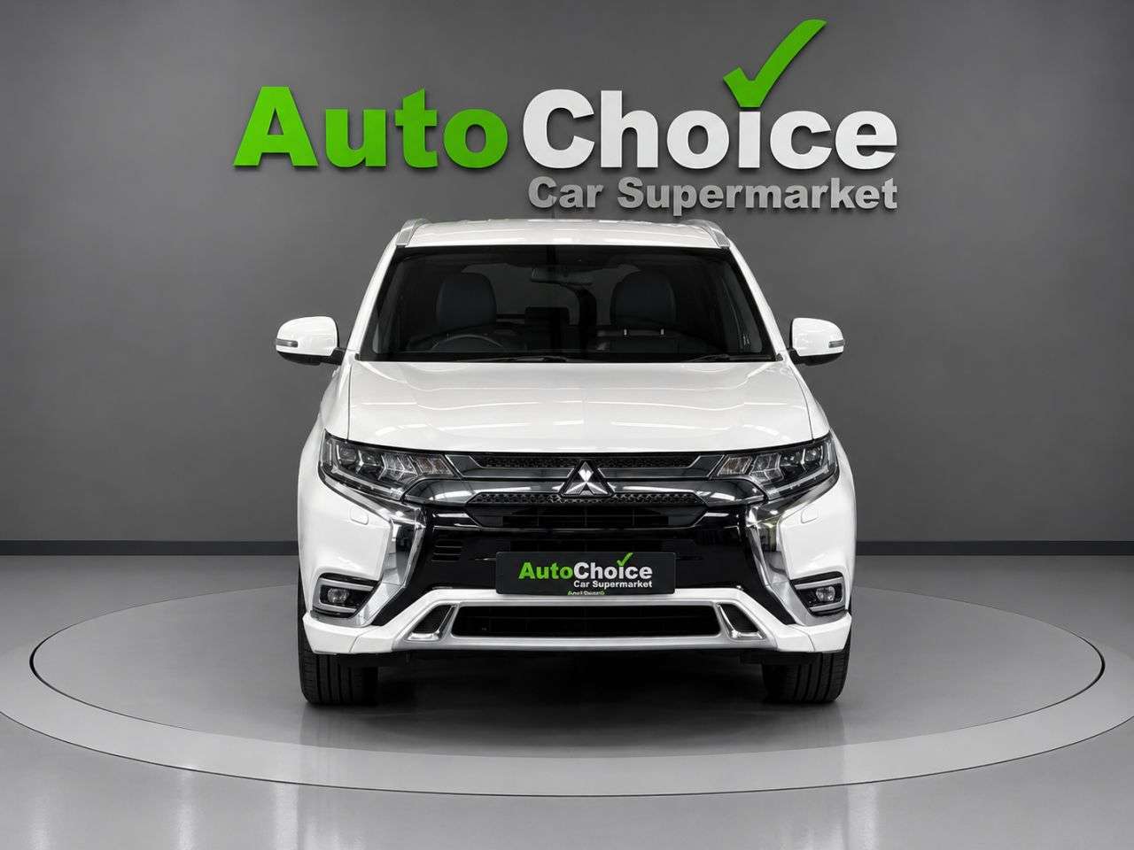A 2019 MITSUBISHI OUTLANDER 2.4h TwinMotor 13.8kWh 4h SUV 5dr Petrol Plug-in Hybrid CVT 4WD Euro 6 (s/s A 2019 MITSUBISHI OUTLANDER 2.4h TwinMotor 13.8kWh 4h SUV 5dr Petrol Plug-in Hybrid CVT 4WD Euro 6 (s/s