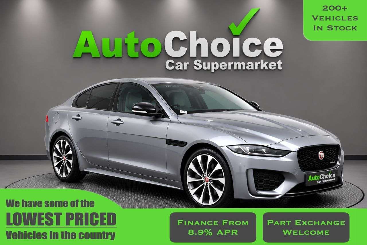 A 2023 JAGUAR XE 2.0 D200 MHEV R-Dynamic SE Black Saloon 4dr Diesel Auto Euro 6 (s/s) (204 p A 2023 JAGUAR XE 2.0 D200 MHEV R-Dynamic SE Black Saloon 4dr Diesel Auto Euro 6 (s/s) (204 p