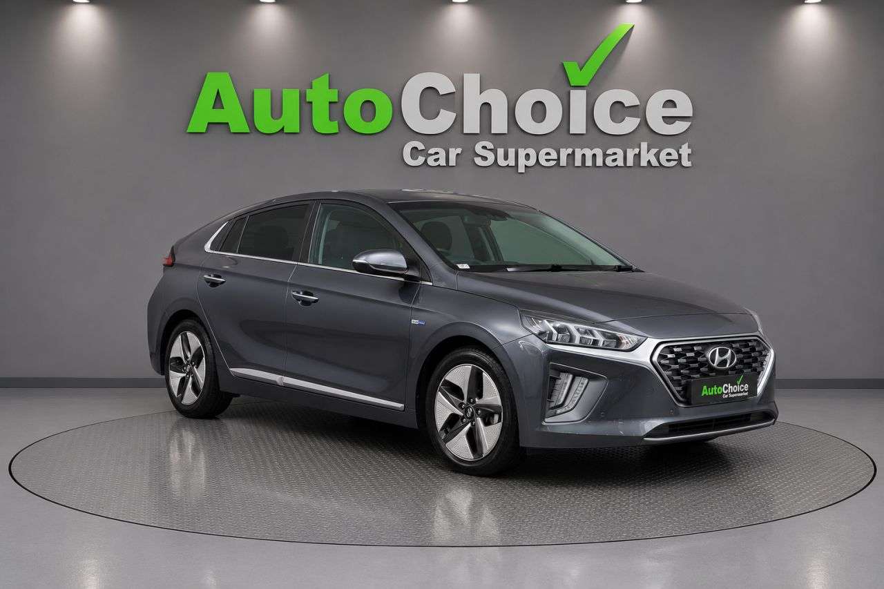 A 2019 HYUNDAI IONIQ 1.6 h-GDi GPF Premium SE Hatchback 5dr Petrol Hybrid DCT Euro 6 (s/s) (141 A 2019 HYUNDAI IONIQ 1.6 h-GDi GPF Premium SE Hatchback 5dr Petrol Hybrid DCT Euro 6 (s/s) (141