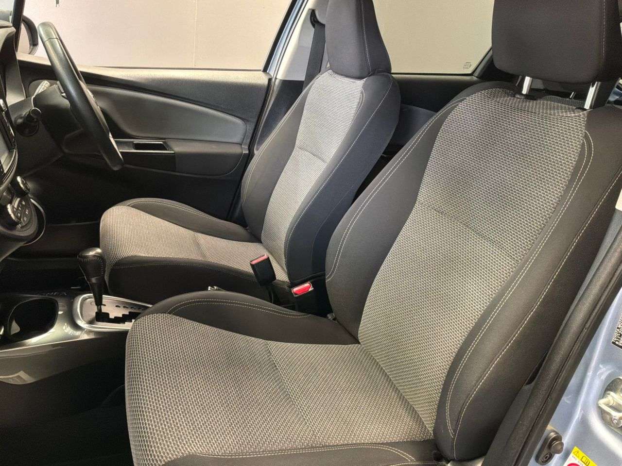 2015 TOYOTA YARIS 2015 TOYOTA YARIS
