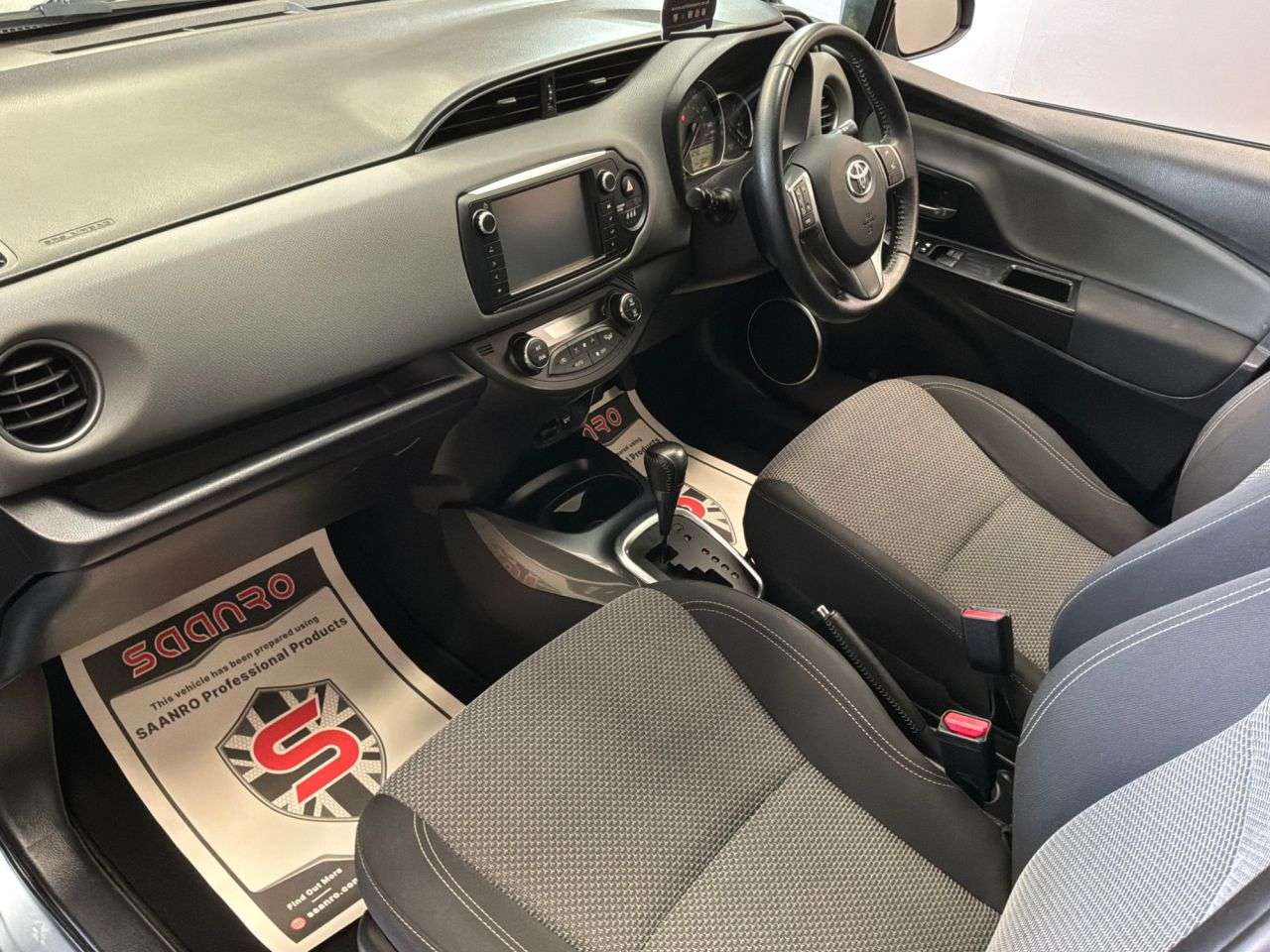 2015 TOYOTA YARIS 2015 TOYOTA YARIS