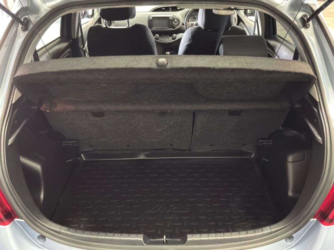 2015 TOYOTA YARIS 2015 TOYOTA YARIS