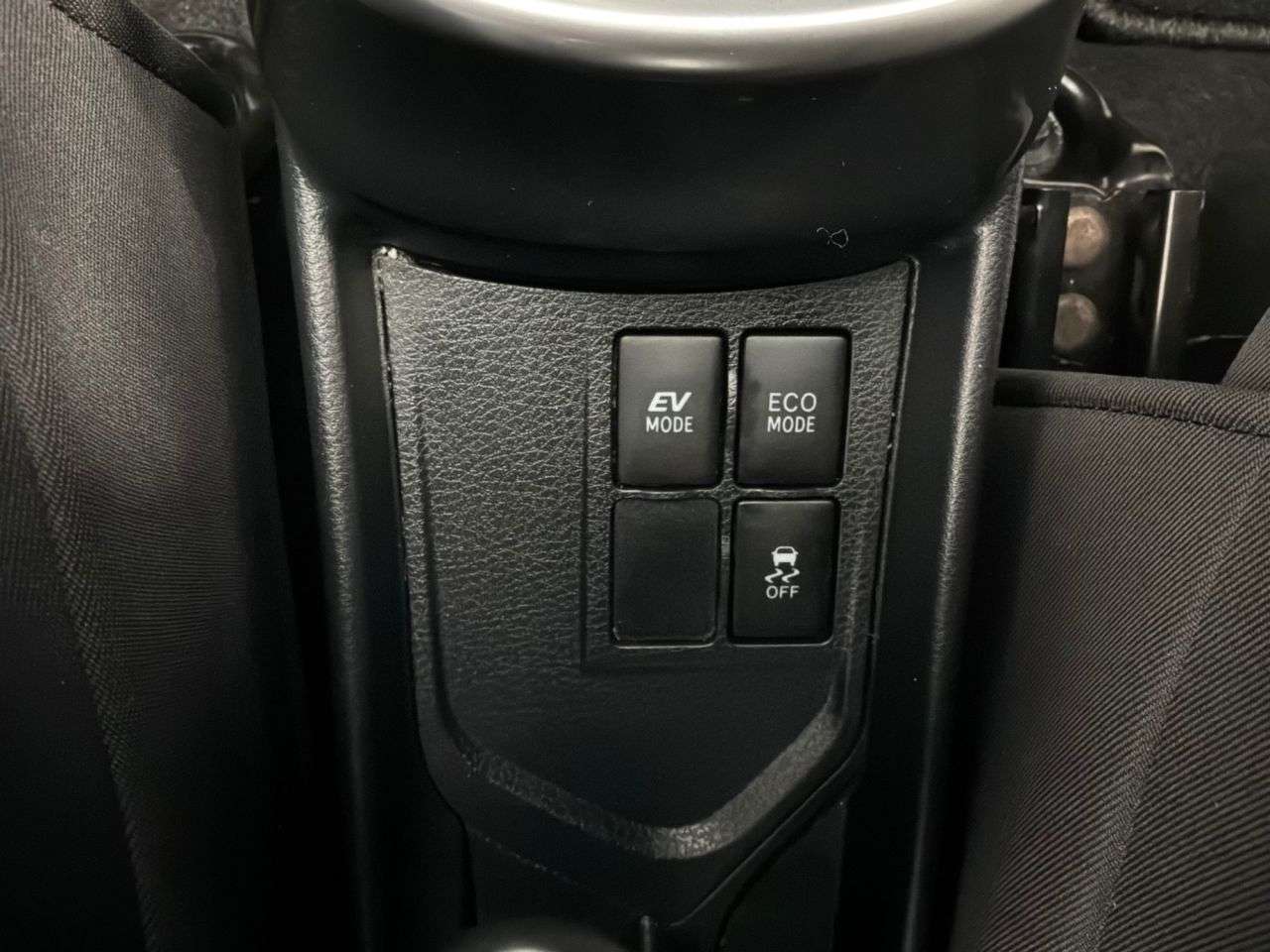 2015 TOYOTA YARIS 2015 TOYOTA YARIS