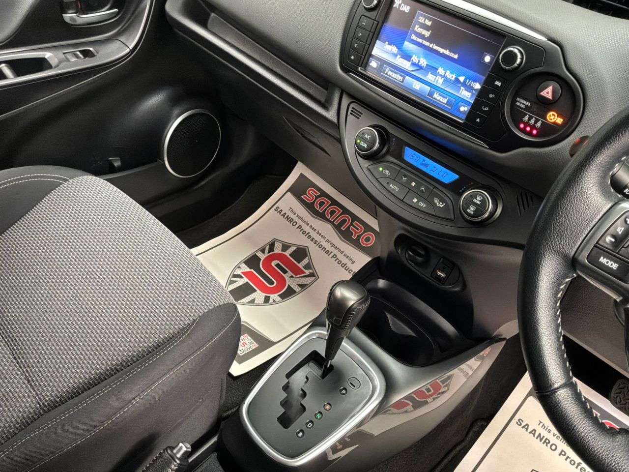 2015 TOYOTA YARIS 2015 TOYOTA YARIS