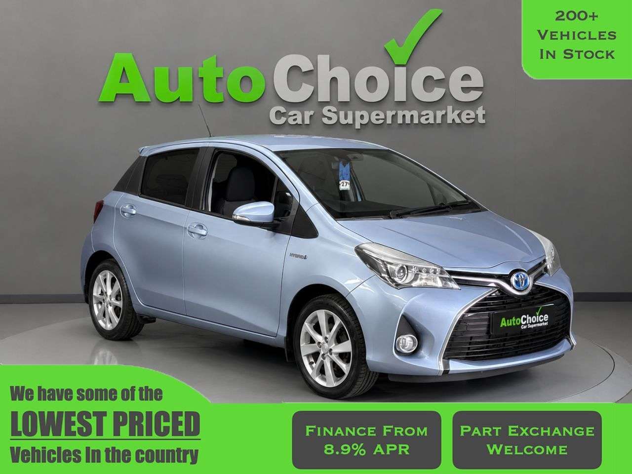 A 2015 TOYOTA YARIS 1.5 VVT-h Sport Hatchback 5dr Petrol Hybrid E-CVT Euro 6 (101 ps) in Blackb A 2015 TOYOTA YARIS 1.5 VVT-h Sport Hatchback 5dr Petrol Hybrid E-CVT Euro 6 (101 ps) in Blackb