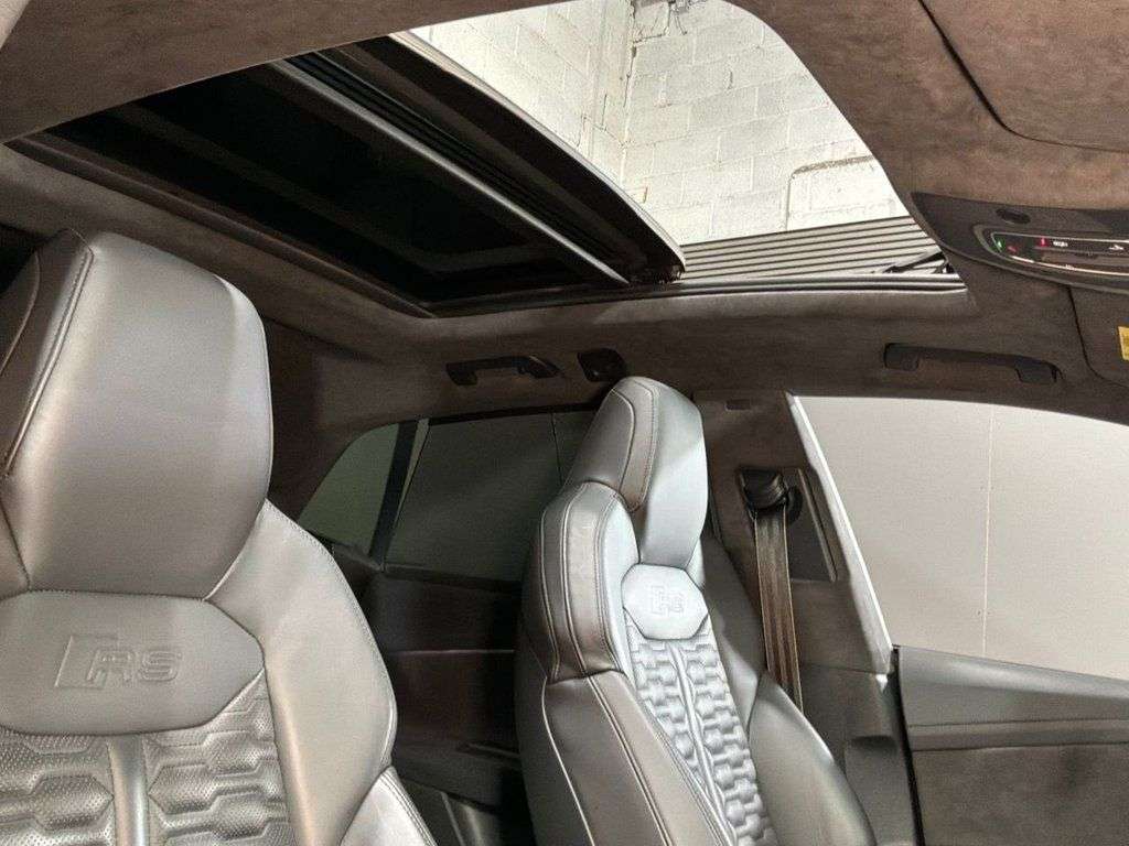 2020 AUDI RSQ8 2020 AUDI RSQ8