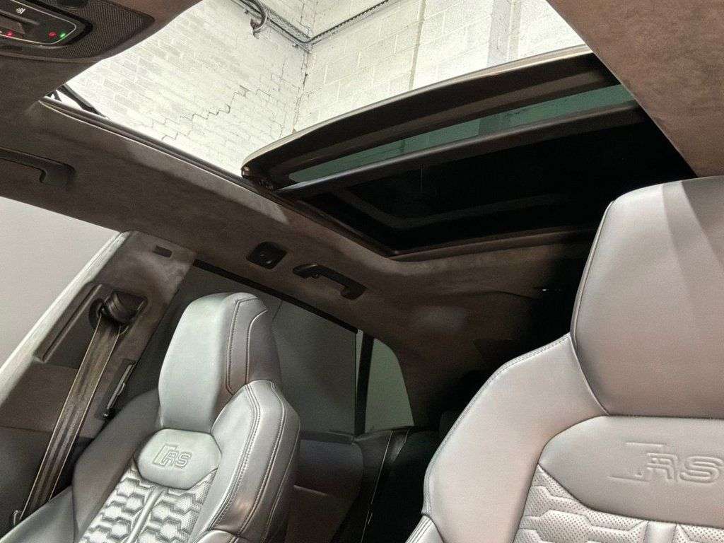 2020 AUDI RSQ8 2020 AUDI RSQ8