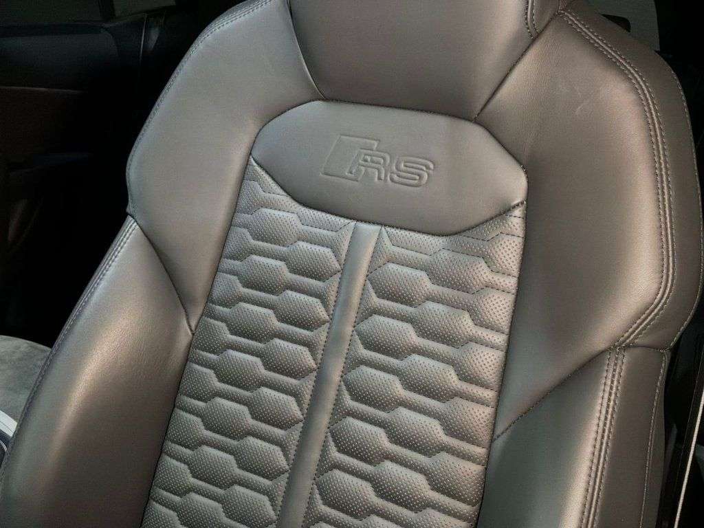 2020 AUDI RSQ8 2020 AUDI RSQ8