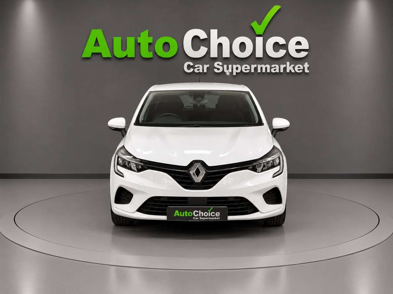 A 2022 RENAULT CLIO 1.0 TCe Iconic Edition Hatchback 5dr Petrol Manual Euro 6 (s/s) (90 ps) in A 2022 RENAULT CLIO 1.0 TCe Iconic Edition Hatchback 5dr Petrol Manual Euro 6 (s/s) (90 ps) in