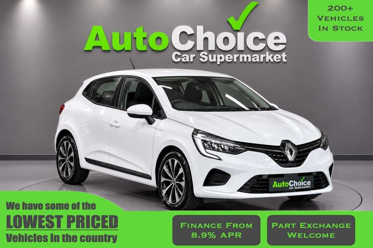 A 2022 RENAULT CLIO 1.0 TCe Iconic Edition Hatchback 5dr Petrol Manual Euro 6 (s/s) (90 ps) in A 2022 RENAULT CLIO 1.0 TCe Iconic Edition Hatchback 5dr Petrol Manual Euro 6 (s/s) (90 ps) in