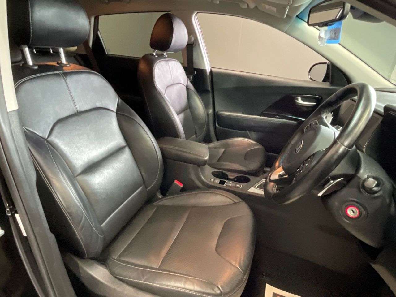 2020 KIA NIRO 2020 KIA NIRO