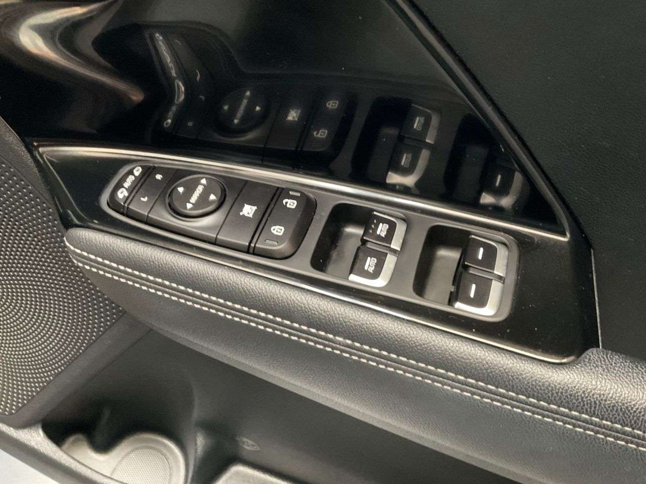 2020 KIA NIRO 2020 KIA NIRO