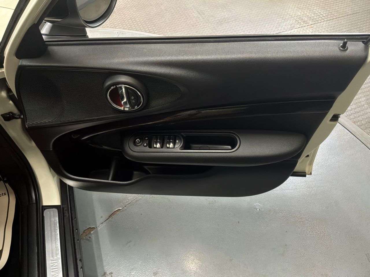 2020 MINI CLUBMAN 2020 MINI CLUBMAN