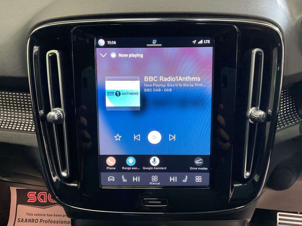 2021 VOLVO XC40 2021 VOLVO XC40