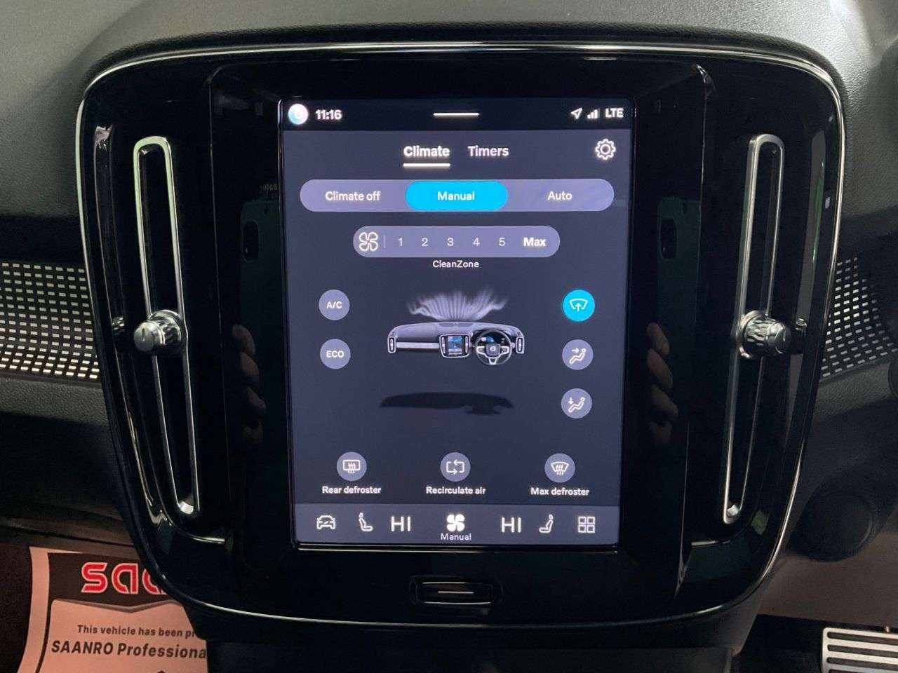 2021 VOLVO XC40 2021 VOLVO XC40