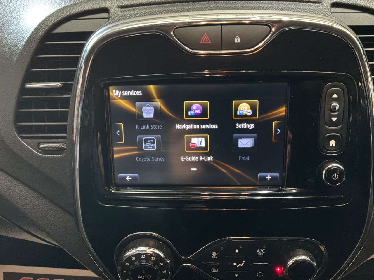 2016 RENAULT CAPTUR 2016 RENAULT CAPTUR