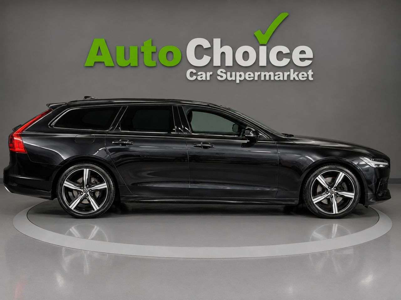 2020 VOLVO V90 2020 VOLVO V90