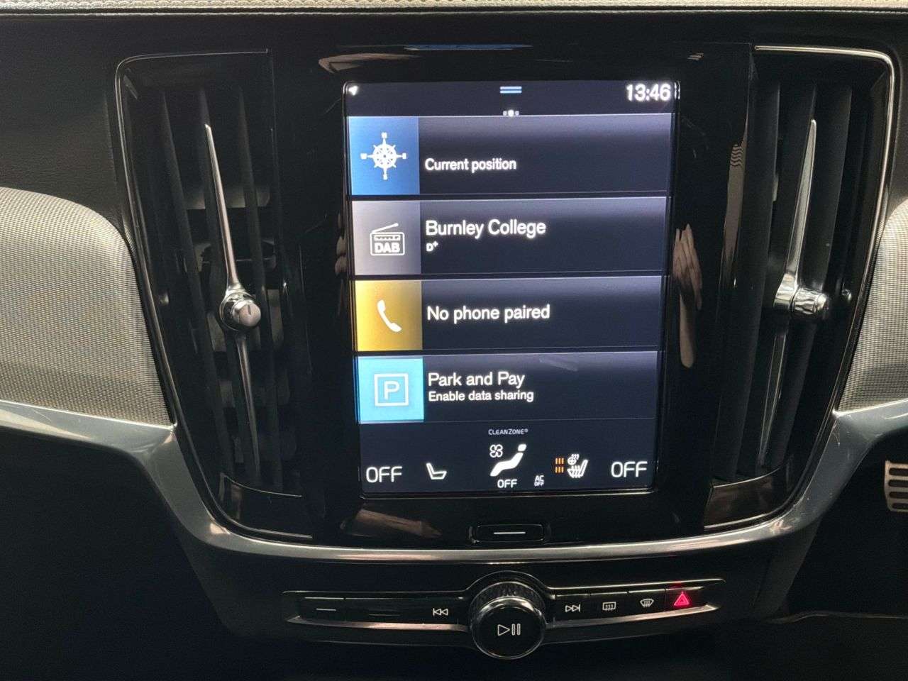 2020 VOLVO V90 2020 VOLVO V90