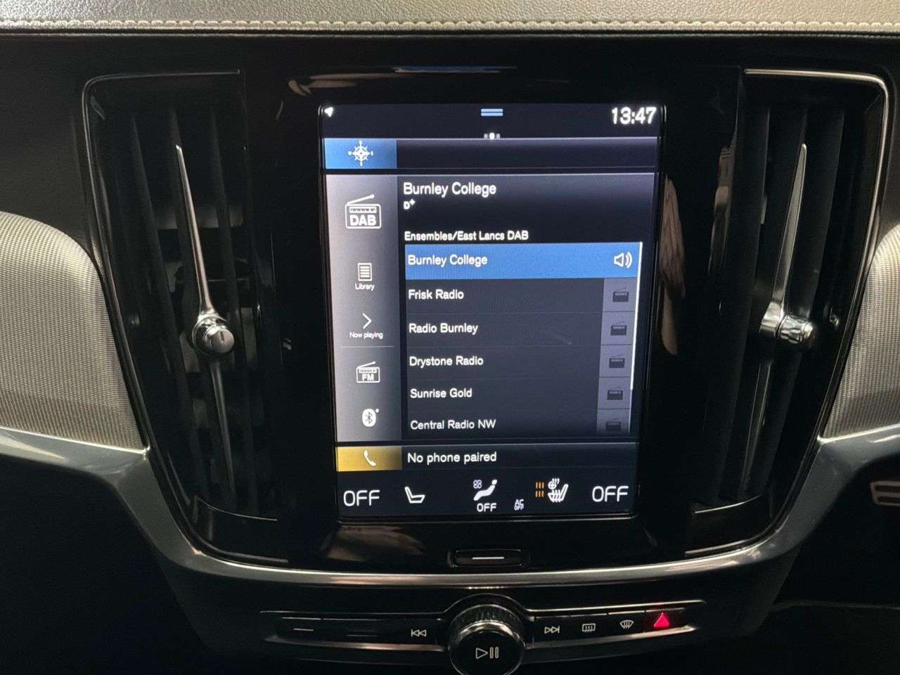 2020 VOLVO V90 2020 VOLVO V90