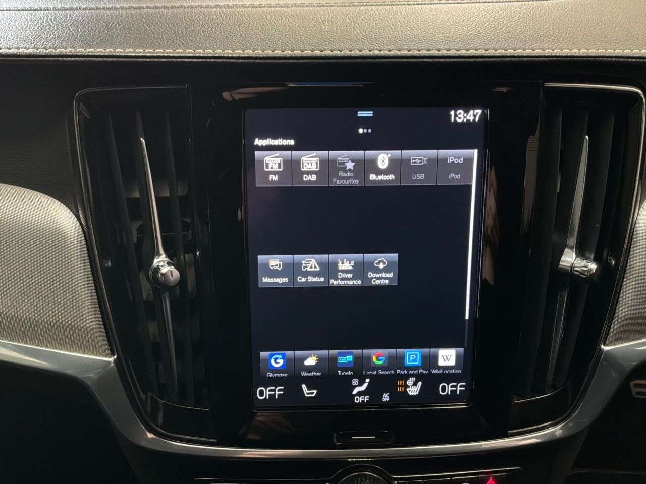 2020 VOLVO V90 2020 VOLVO V90