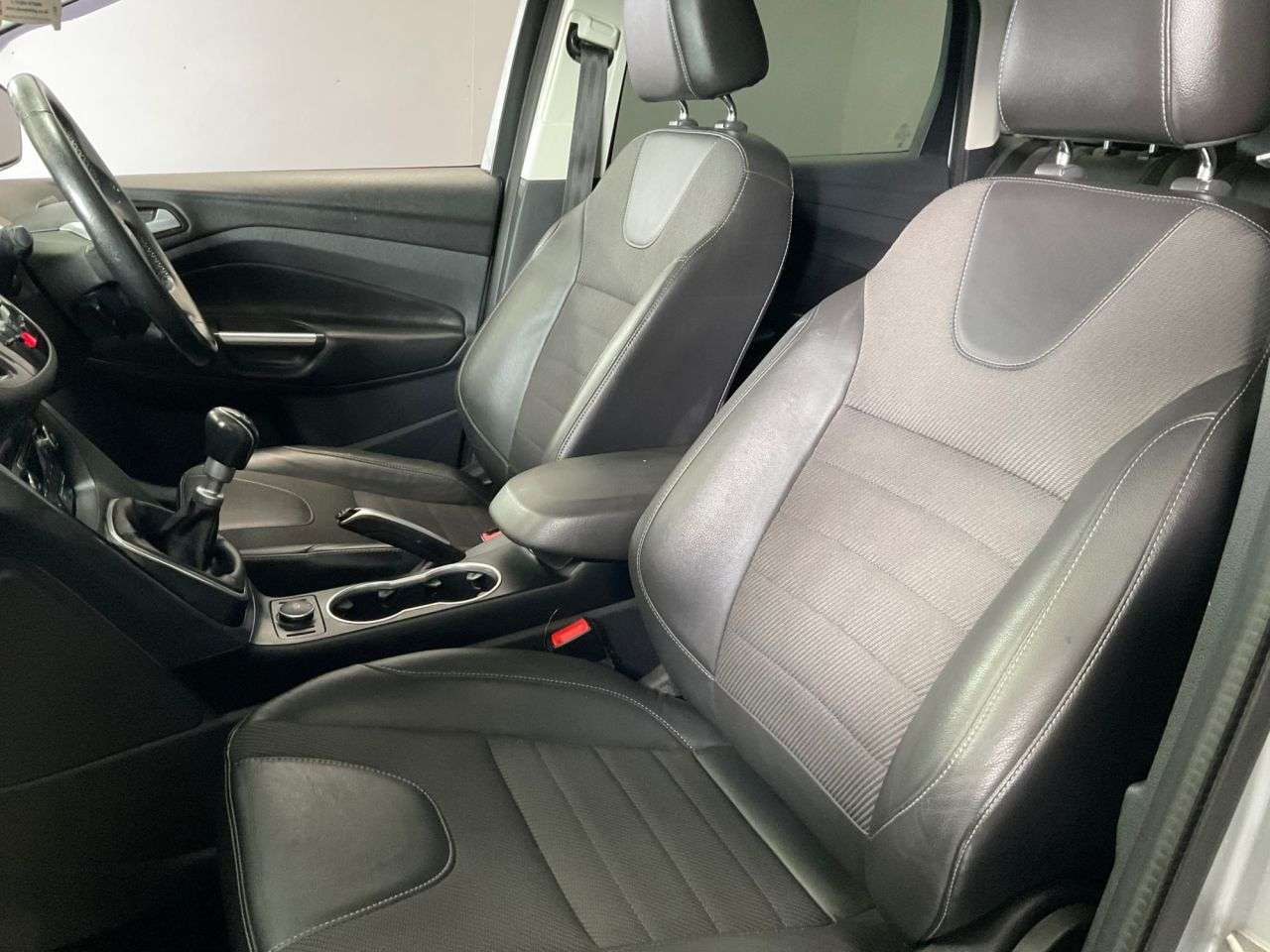 2015 FORD KUGA 2015 FORD KUGA