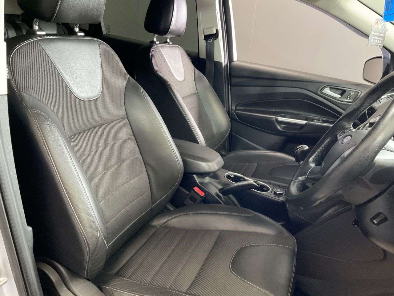 2015 FORD KUGA 2015 FORD KUGA