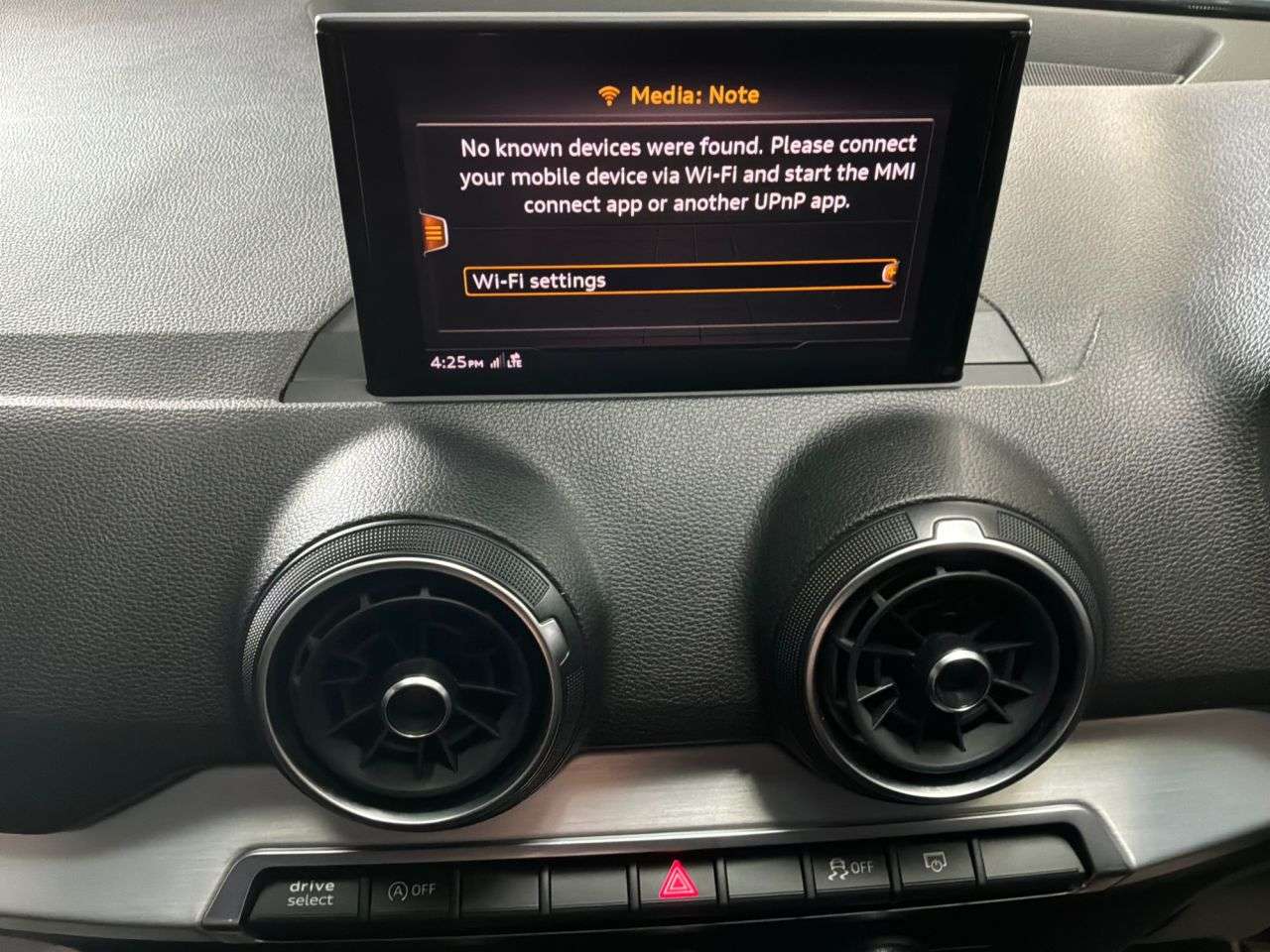 2019 AUDI Q2 2019 AUDI Q2