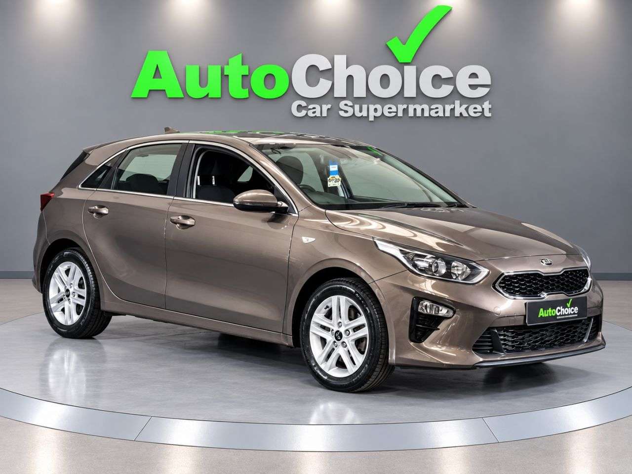 A 2021 KIA CEED 1.6 CRDi MHEV 2 Hatchback 5dr Diesel Hybrid Manual Euro 6 (s/s) (134 bhp) i A 2021 KIA CEED 1.6 CRDi MHEV 2 Hatchback 5dr Diesel Hybrid Manual Euro 6 (s/s) (134 bhp) i