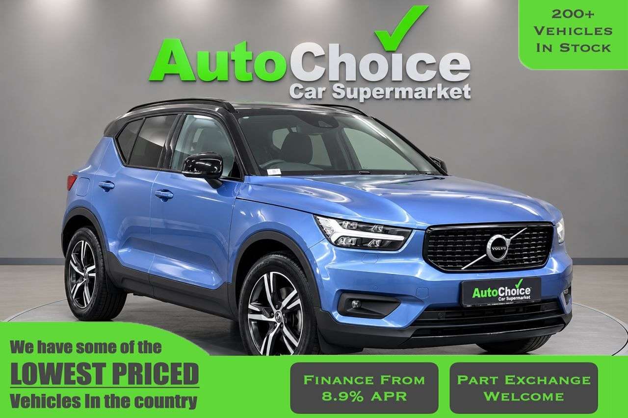 A 2019 VOLVO XC40 2.0 D3 R-Design SUV 5dr Diesel Manual Euro 6 (s/s) (150 ps) A 2019 VOLVO XC40 2.0 D3 R-Design SUV 5dr Diesel Manual Euro 6 (s/s) (150 ps)