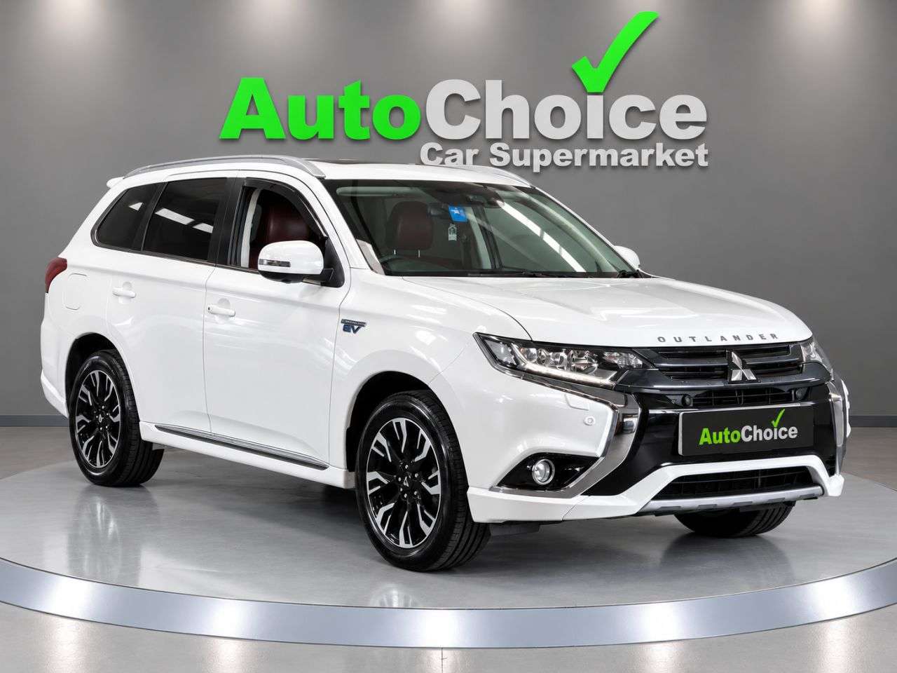 A 2017 MITSUBISHI OUTLANDER 2.0h 12kWh 5hs SUV 5dr Petrol Plug-in Hybrid CVT 4WD Euro 6 (s/s) (200 ps) A 2017 MITSUBISHI OUTLANDER 2.0h 12kWh 5hs SUV 5dr Petrol Plug-in Hybrid CVT 4WD Euro 6 (s/s) (200 ps)