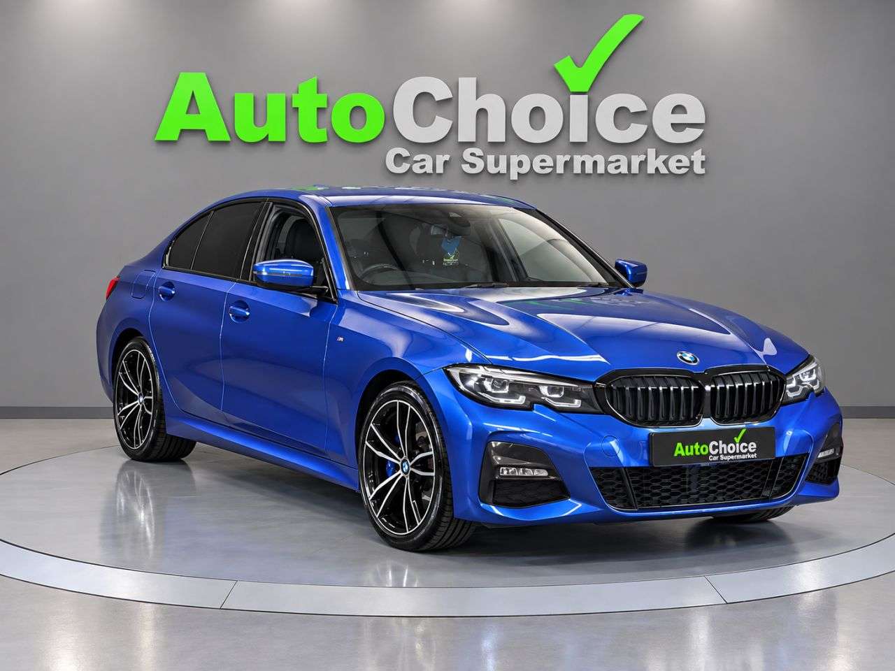 A 2021 BMW 3 SERIES 2.0 320i M Sport Saloon 4dr Petrol Auto xDrive Euro 6 (s/s) (184 ps) in Bla A 2021 BMW 3 SERIES 2.0 320i M Sport Saloon 4dr Petrol Auto xDrive Euro 6 (s/s) (184 ps) in Bla