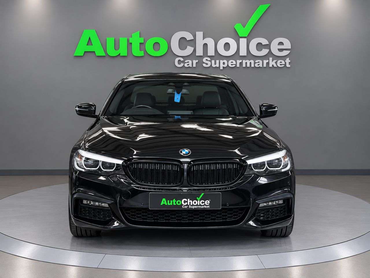 A 2019 BMW 5 SERIES 2.0 530e 9.2kWh M Sport Saloon 4dr Petrol Plug-in Hybrid Auto Euro 6 (s/s) A 2019 BMW 5 SERIES 2.0 530e 9.2kWh M Sport Saloon 4dr Petrol Plug-in Hybrid Auto Euro 6 (s/s)