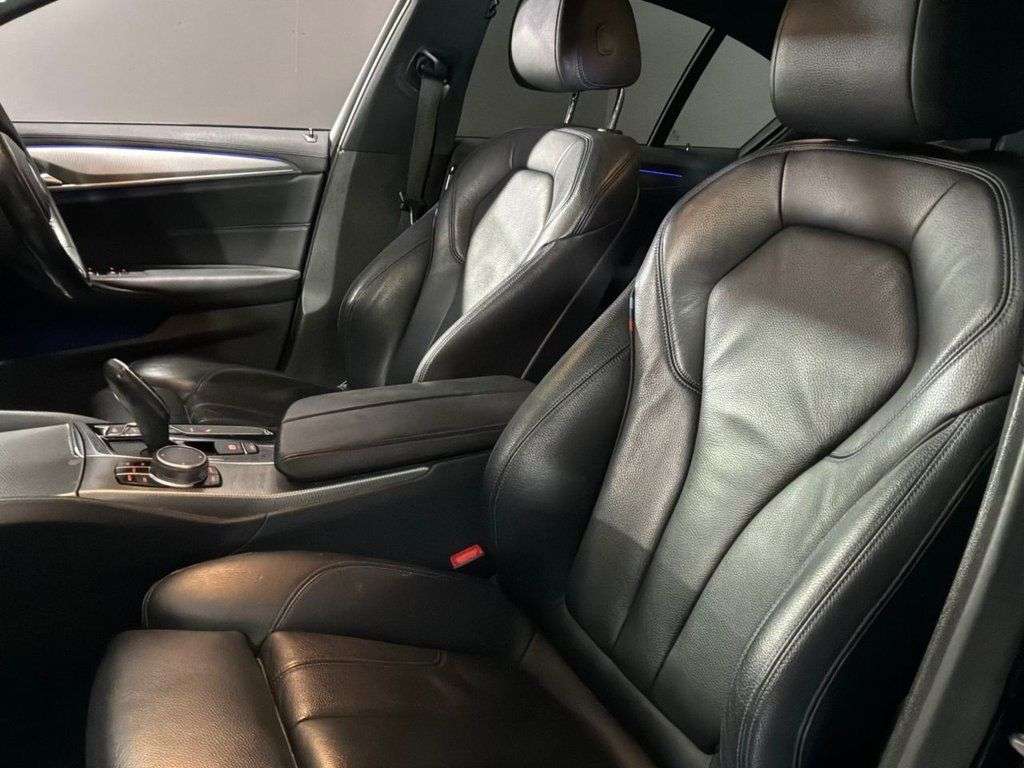 2019 BMW 5 SERIES 2019 BMW 5 SERIES