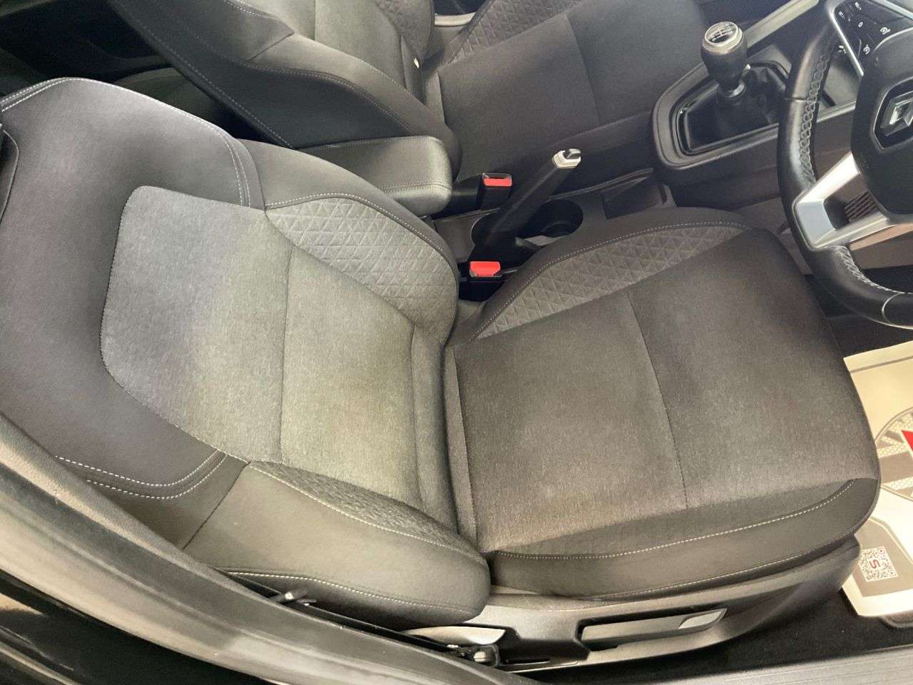 2021 RENAULT CLIO 2021 RENAULT CLIO