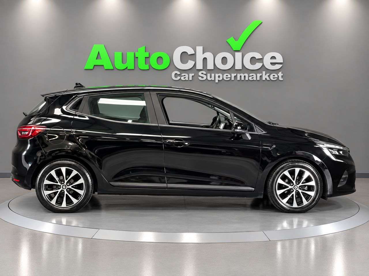 2021 RENAULT CLIO 2021 RENAULT CLIO
