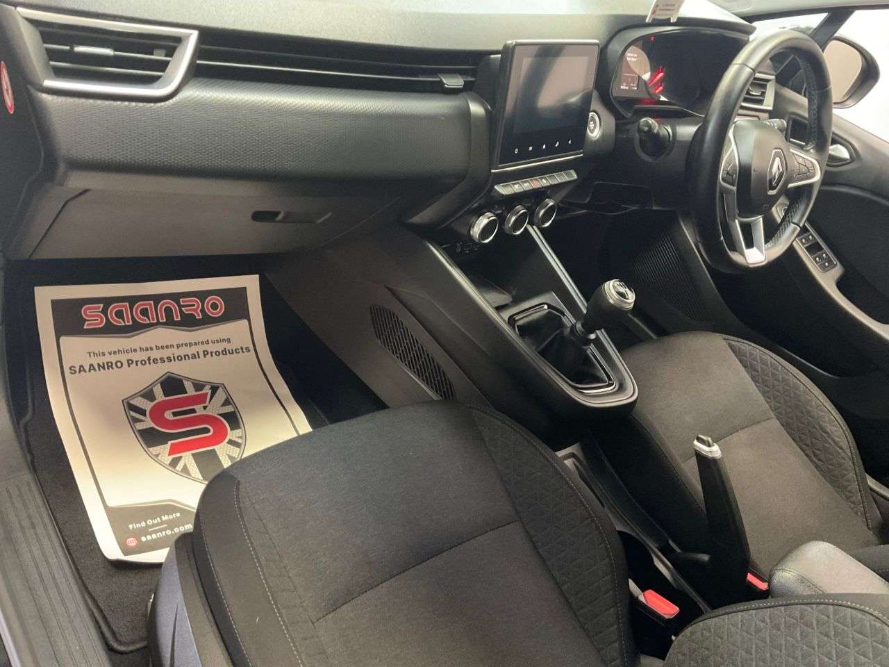 2021 RENAULT CLIO 2021 RENAULT CLIO