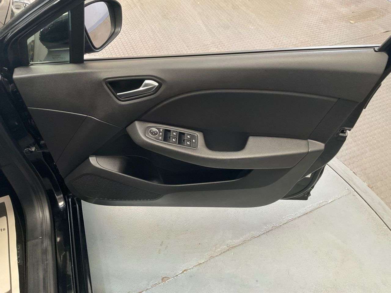 2021 RENAULT CLIO 2021 RENAULT CLIO