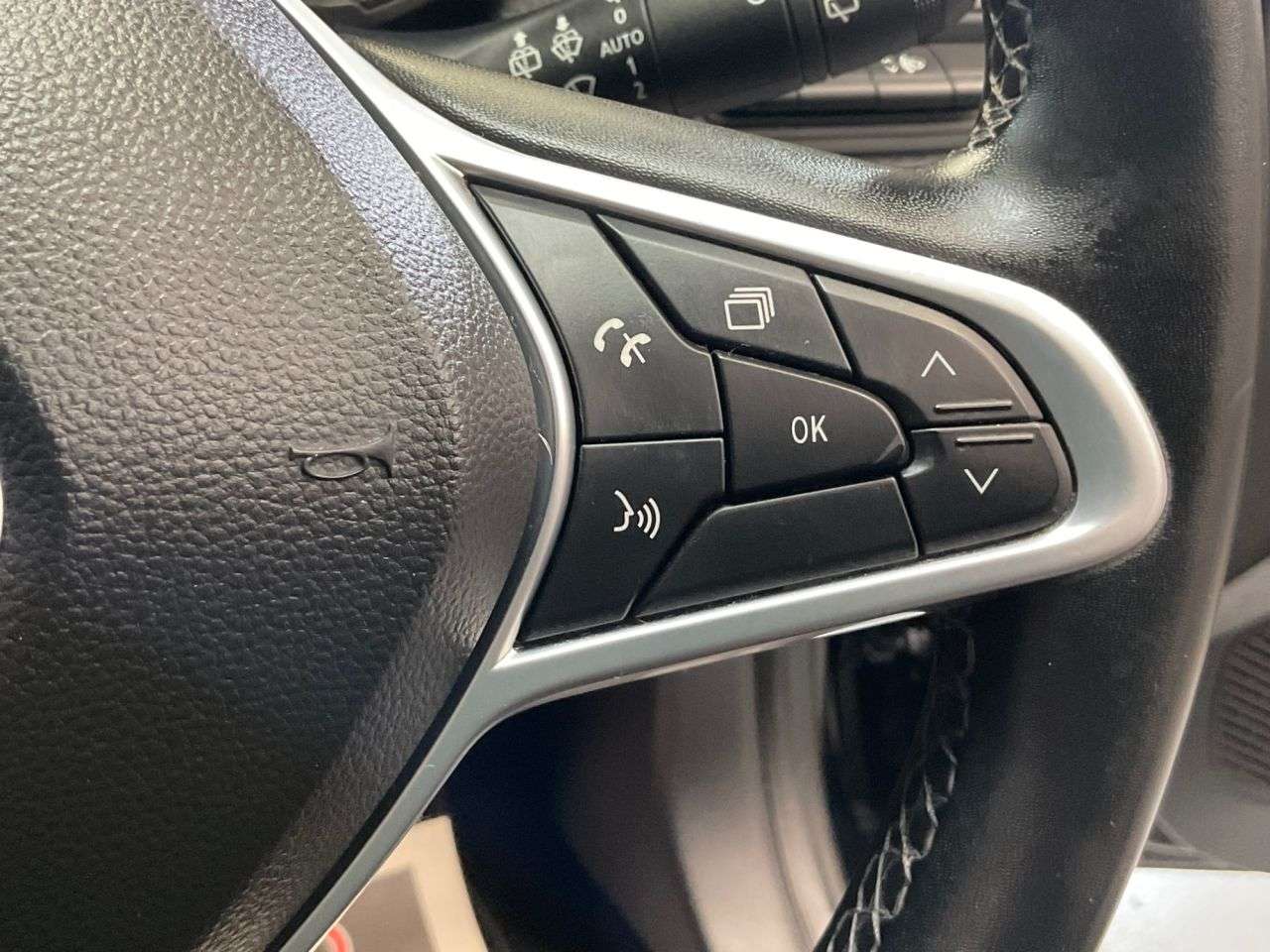 2021 RENAULT CLIO 2021 RENAULT CLIO