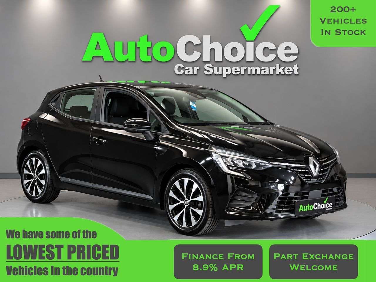 A 2021 RENAULT CLIO 1.0 TCe Iconic Hatchback 5dr Petrol Manual Euro 6 (s/s) (90 ps) in Blackbur A 2021 RENAULT CLIO 1.0 TCe Iconic Hatchback 5dr Petrol Manual Euro 6 (s/s) (90 ps) in Blackbur