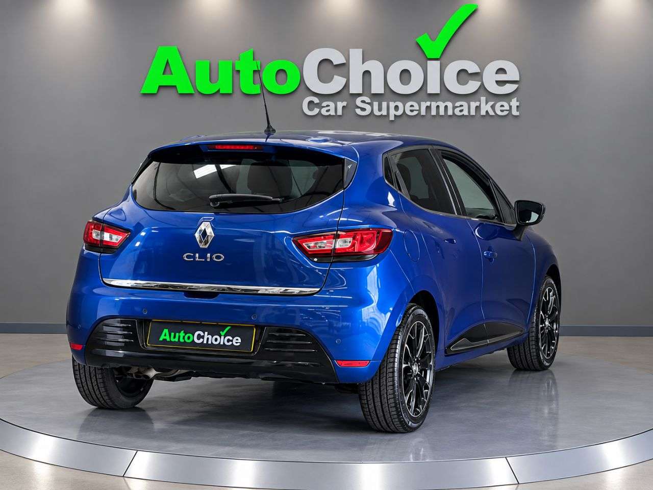 2019 RENAULT CLIO 2019 RENAULT CLIO