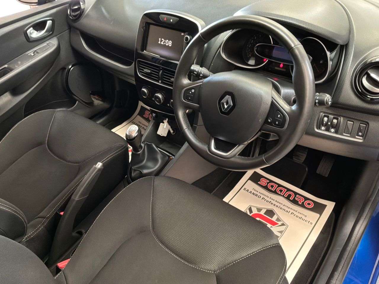 2019 RENAULT CLIO 2019 RENAULT CLIO