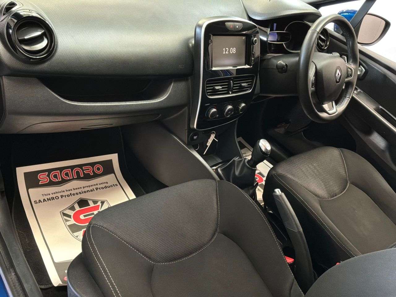 2019 RENAULT CLIO 2019 RENAULT CLIO