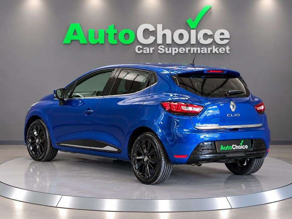 2019 RENAULT CLIO 2019 RENAULT CLIO