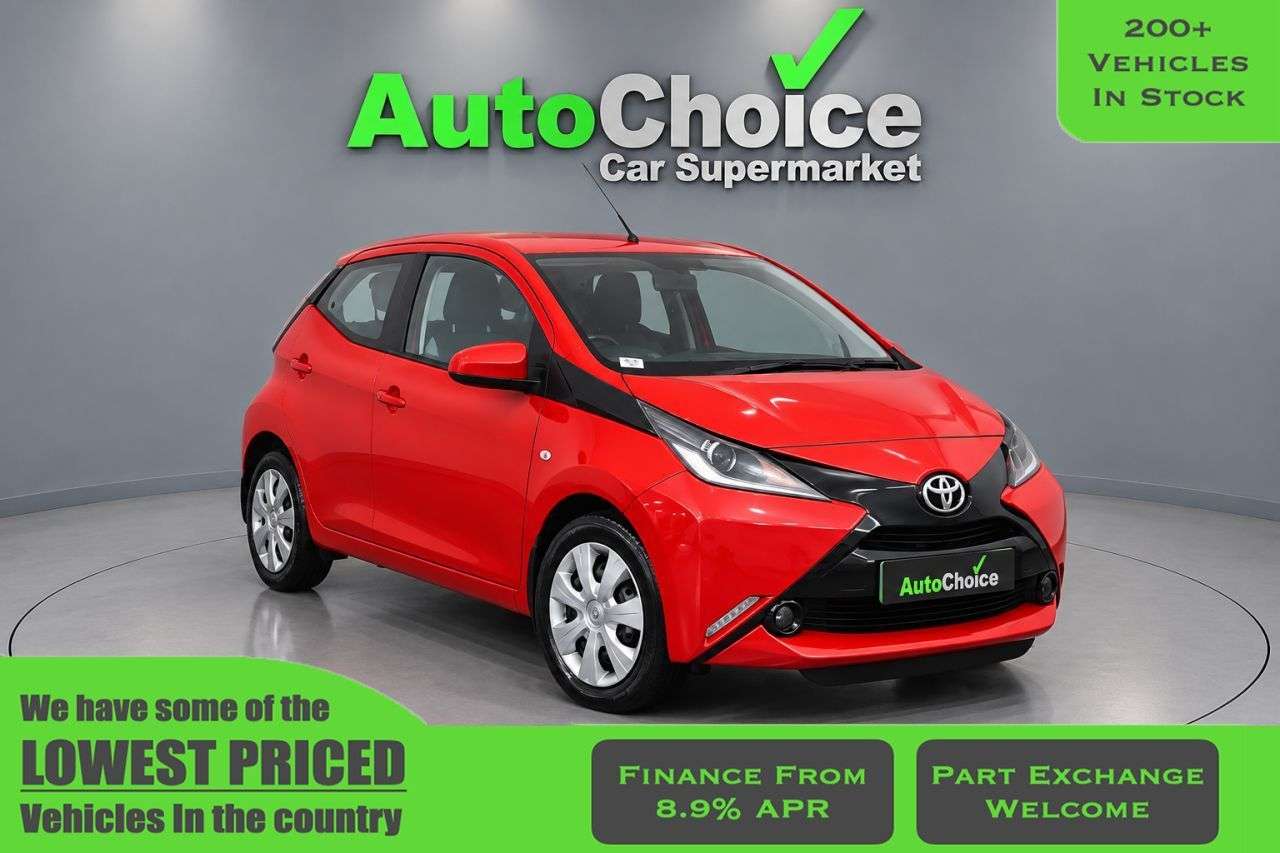 A 2016 TOYOTA AYGO 1.0 VVT-i x-play Hatchback 5dr Petrol x-shift Euro 5 Euro 5 (68 ps) A 2016 TOYOTA AYGO 1.0 VVT-i x-play Hatchback 5dr Petrol x-shift Euro 5 Euro 5 (68 ps)